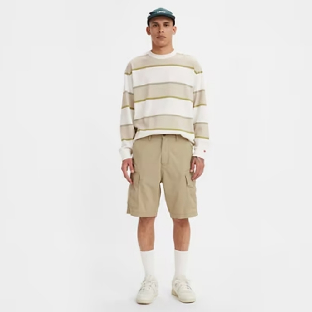 NWT Levi's CARRIER CARGO MEN'S SHORTS